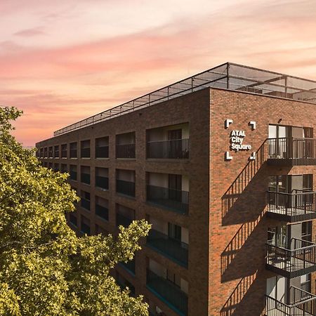 Symphony City Square Aparthotel Wroclaw Exterior photo
