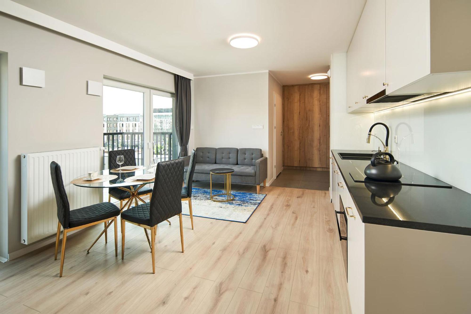 Symphony City Square Aparthotel Wroclaw Exterior photo