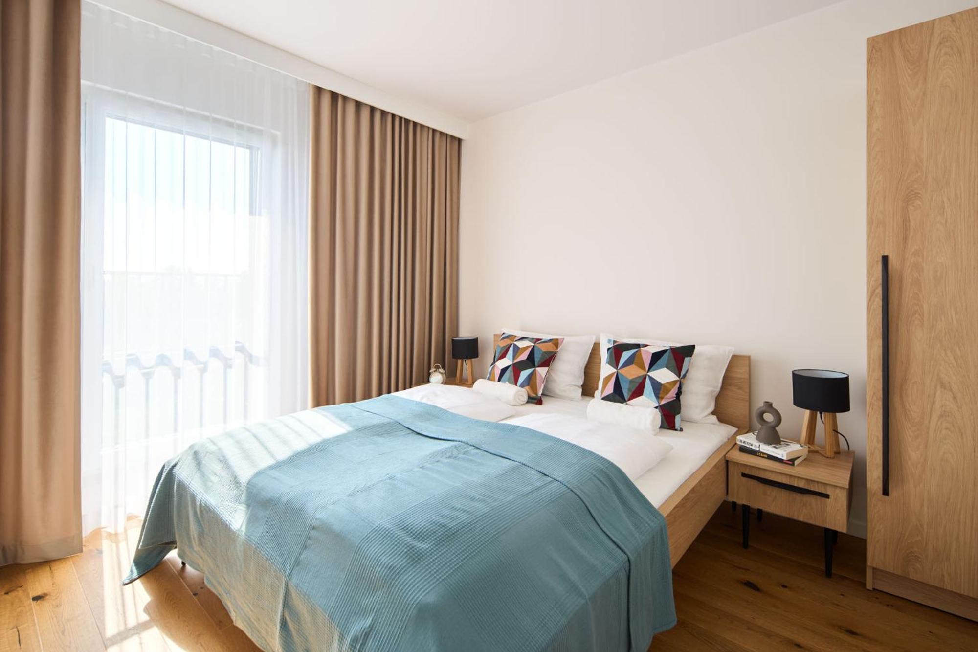 Symphony City Square Aparthotel Wroclaw Exterior photo